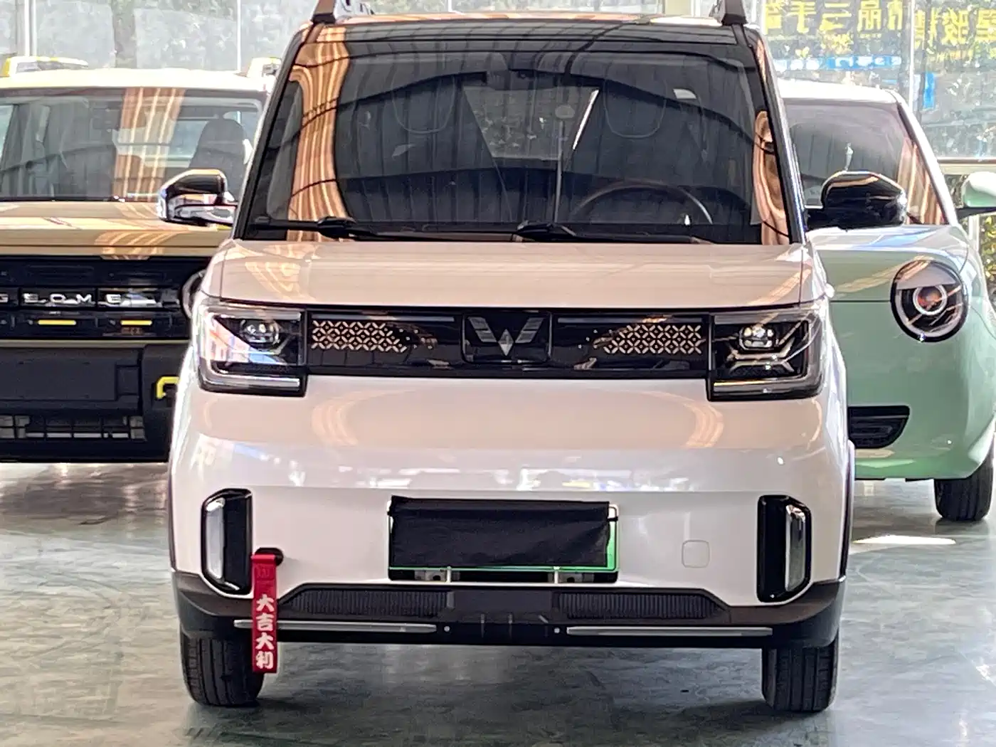 Фото 2 - Wuling Motors Hongguang MINIEV