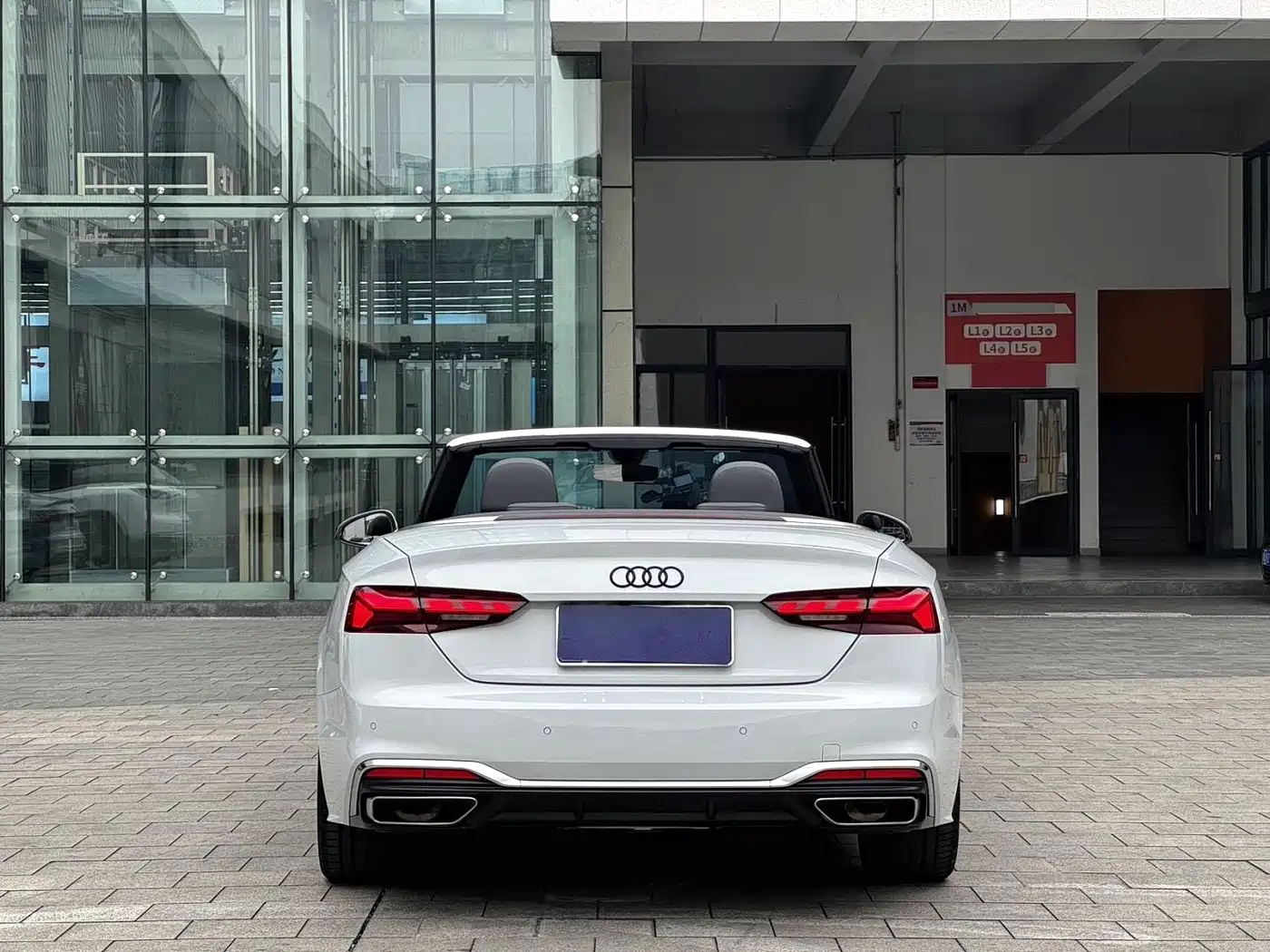 Audi A5 (Import) 2023 Cabriolet 40 TFSI Fashion Dynamic Type фото 9