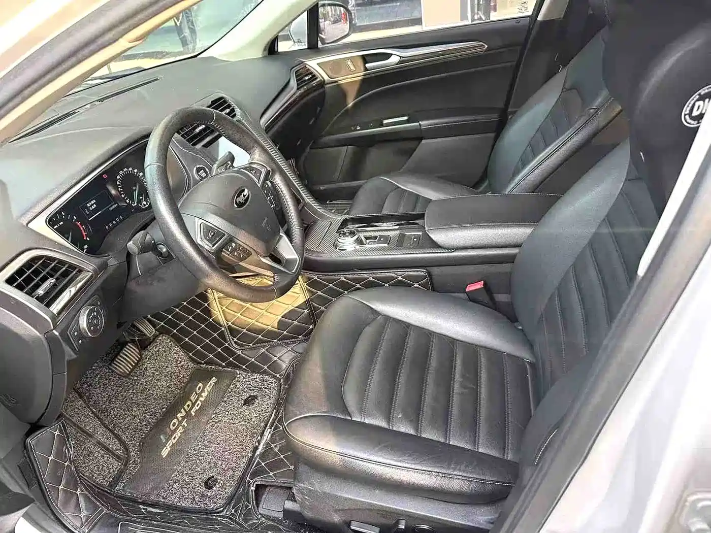 FORD MONDEO