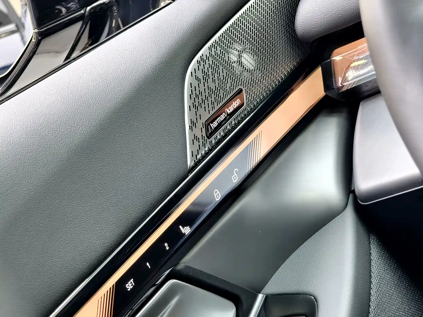 BMW i5 2025 eDrive 40L M Sport Package фото 10