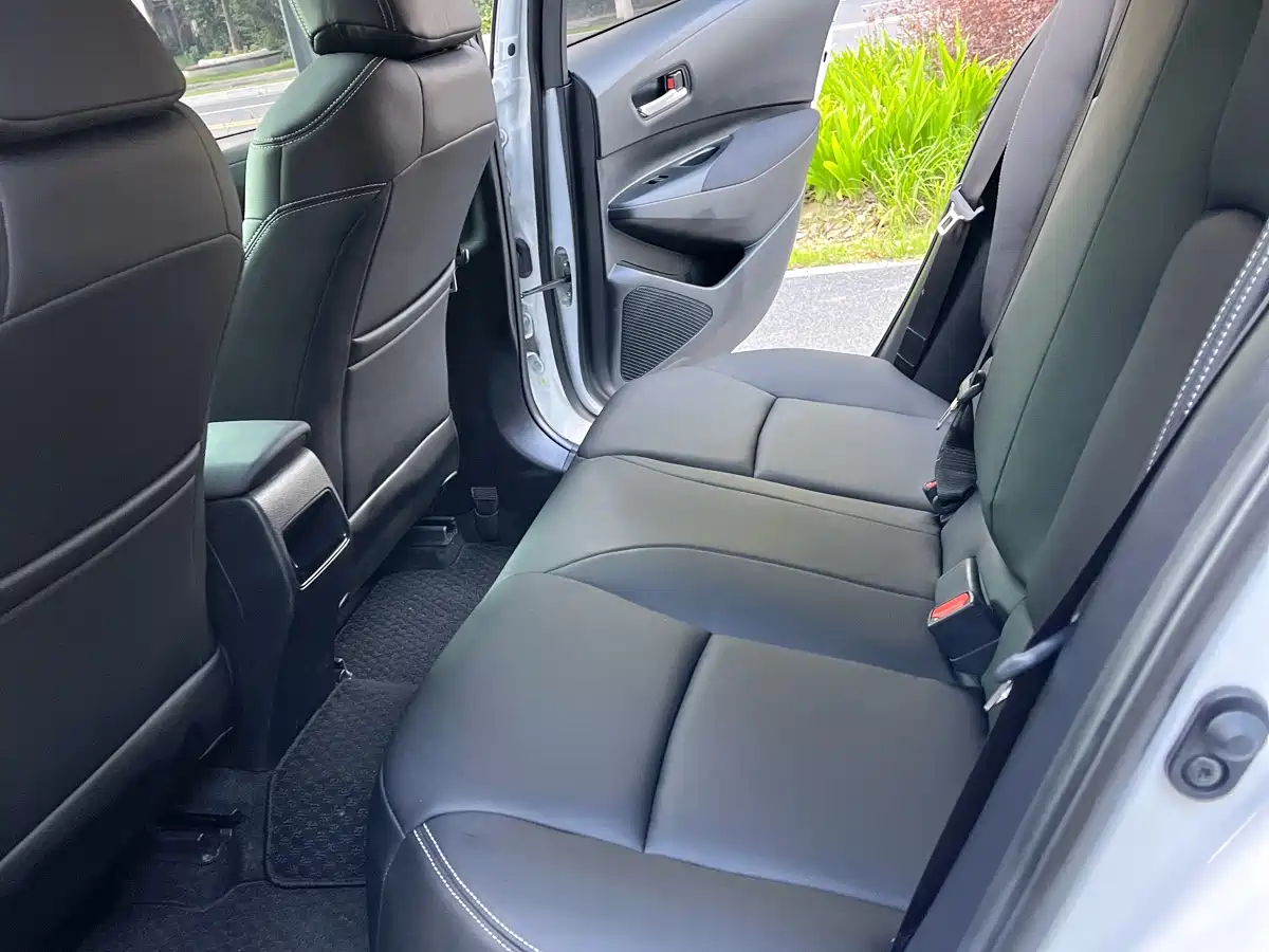 Toyota Corolla 2021 1.2T S-CVT Elite Edition фото 16