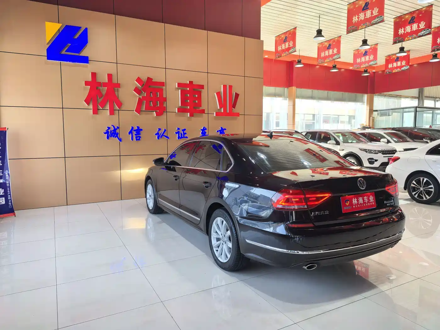 Volkswagen Passat 2017 330TSI DSG Prestige фото 10