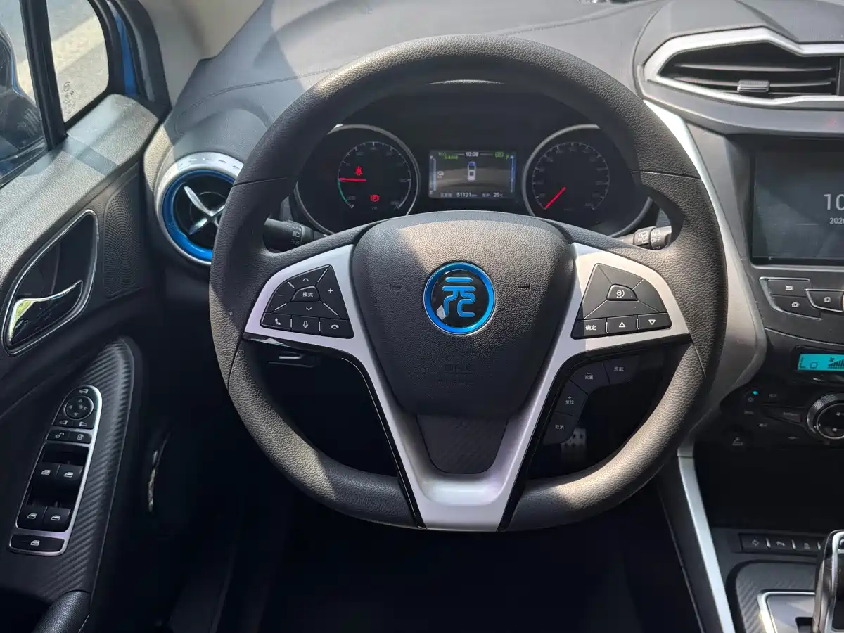 BYD Yuan New Energy 2018 EV360 Smart Connected Cool Edition фото 26