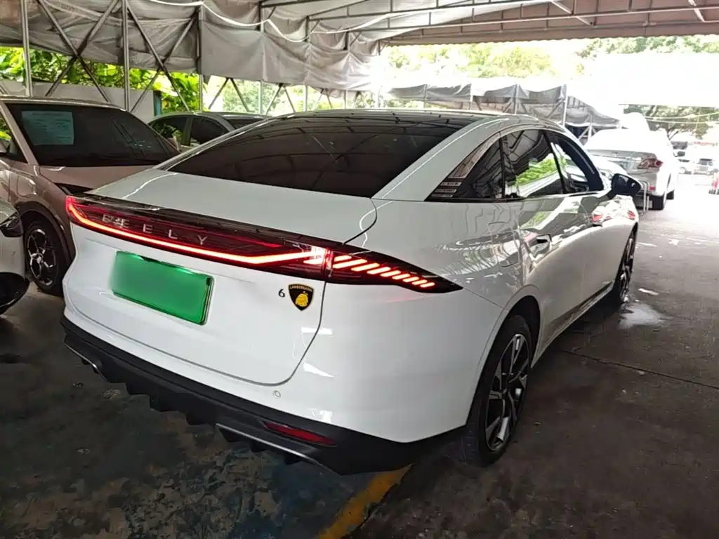 Geely Galaxy Galaxy L6 2023 125km Starship фото 7