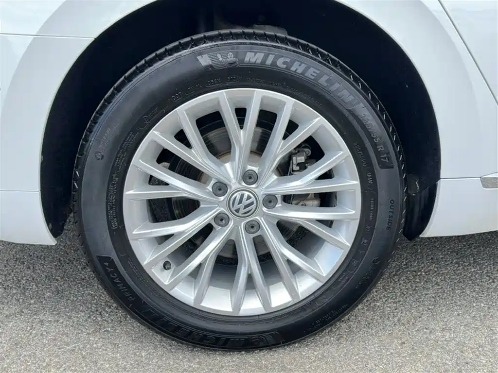Volkswagen FAW-Volkswagen CC 2020 330TSI Glamour Version China VI фото 14