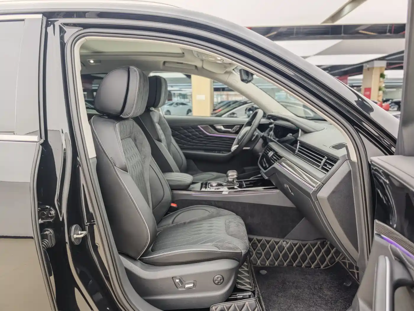 Hongqi HS5 2022 2.0T Smart Connect 4WD Flagship фото 7