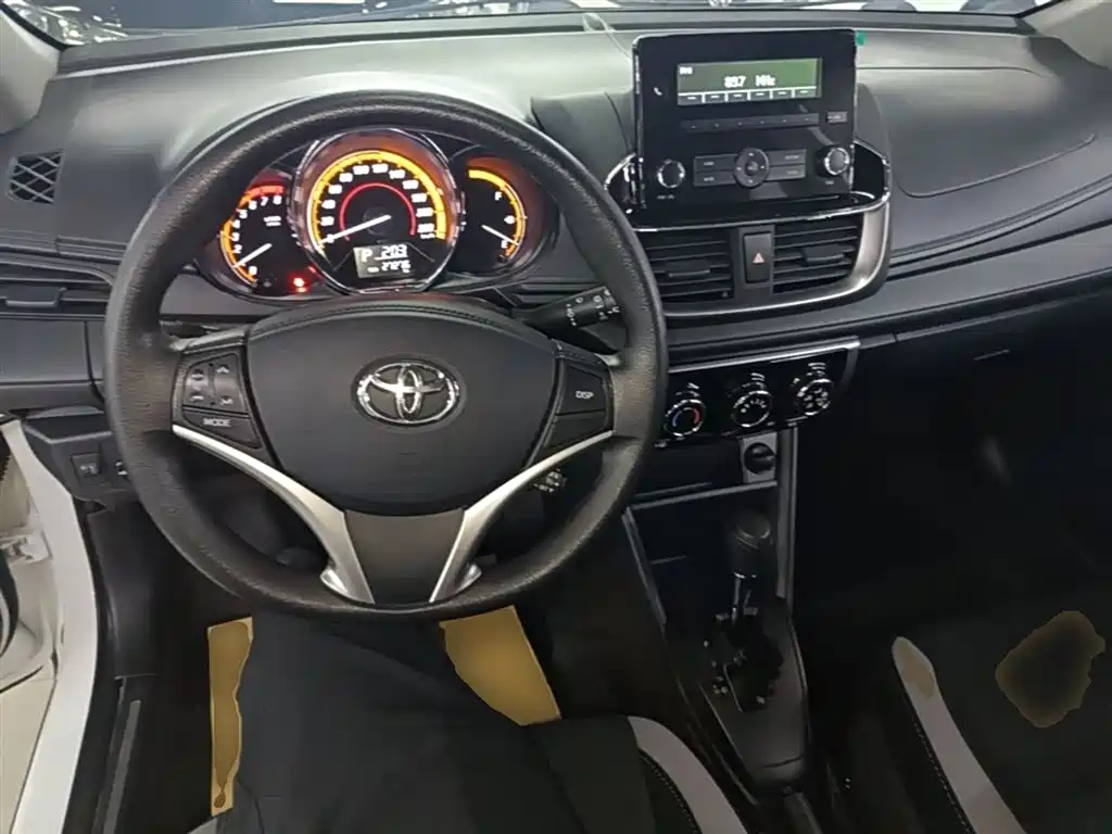 Toyota YARiS L Zhi Xuan 2022 Zhi Xuan X 1.5L CVT Leading PLUS Edition фото 10