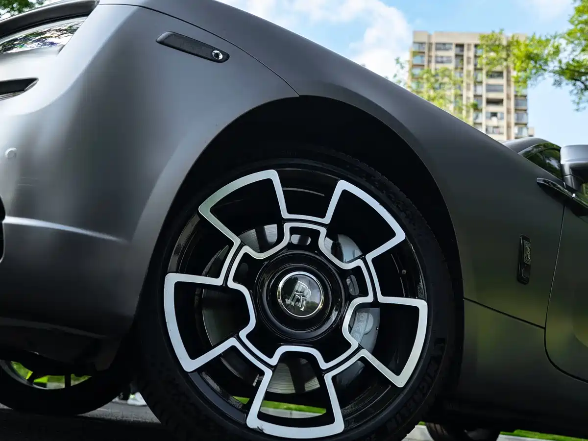 Rolls-Royce Wraith 2013 6.6T Standard фото 4