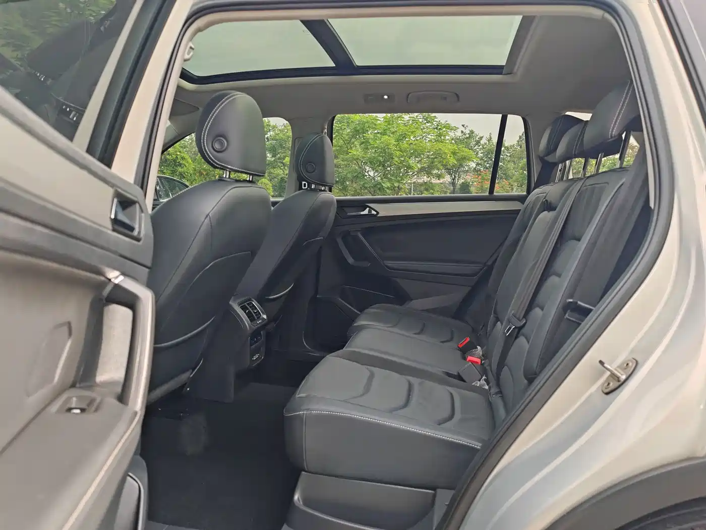 Volkswagen Tiguan L 2019 330TSI Automatic 2WD Panorama Comfort Edition China VI фото 25