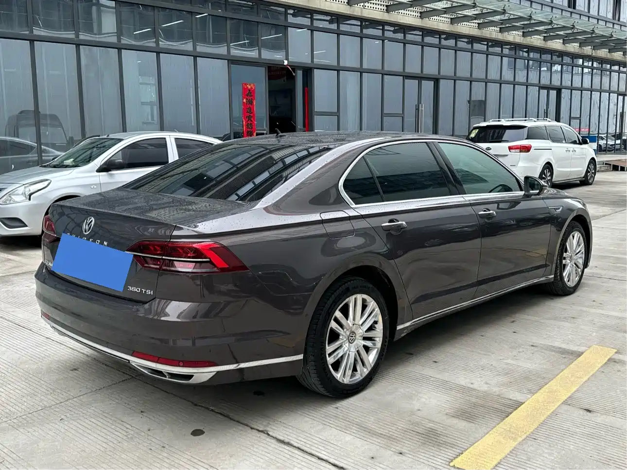 Volkswagen Phideon 2018 Facelift 380TSI FWD Flagship фото 4