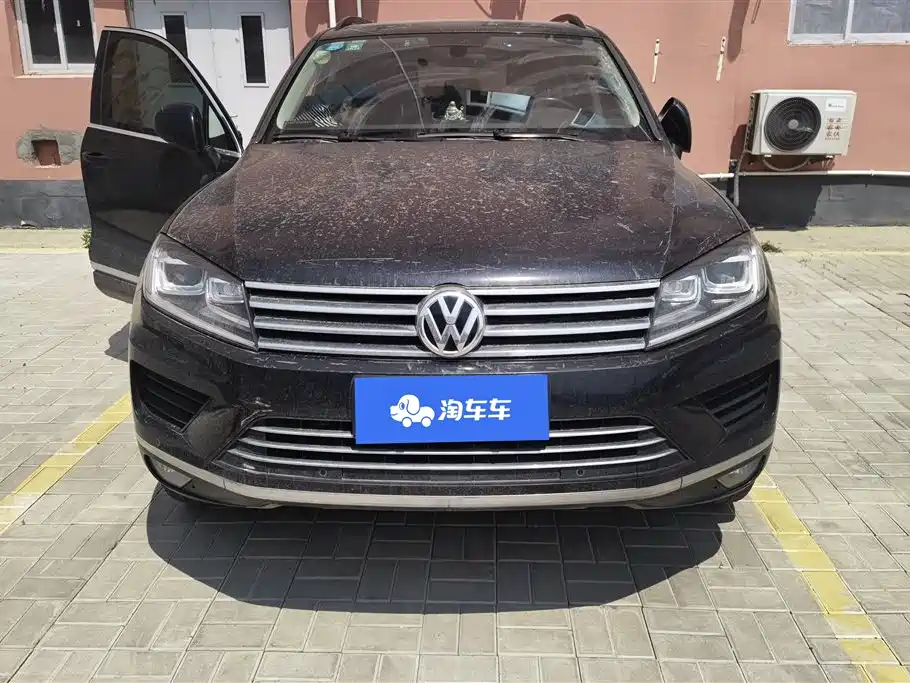 Volkswagen Touareg 2017 3.0TSI Explorer Edition фото 2