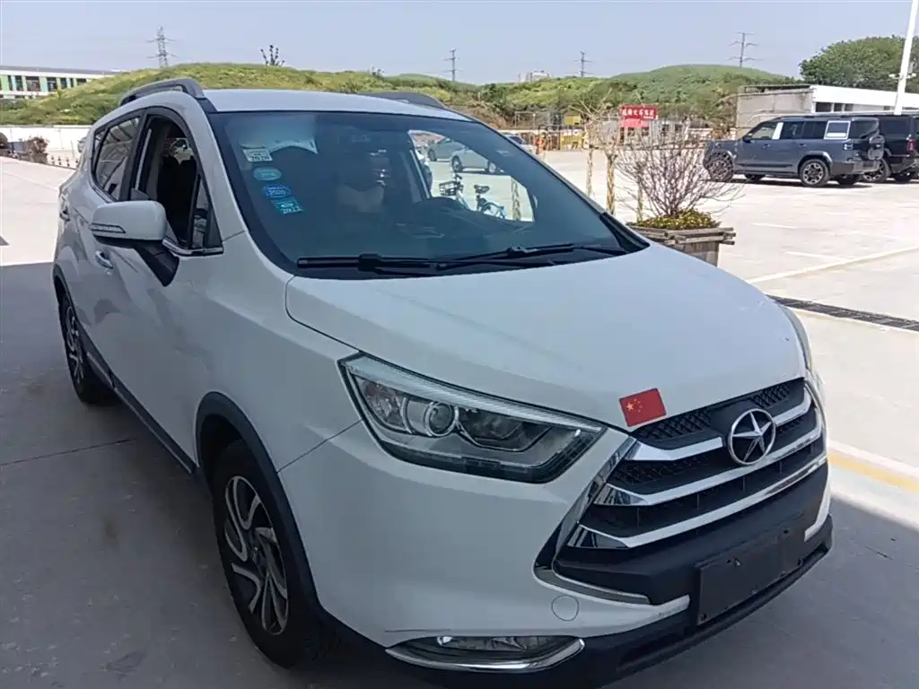 JAC Motors Refine S3 2016 2016 1.5L CVT Luxury Smart