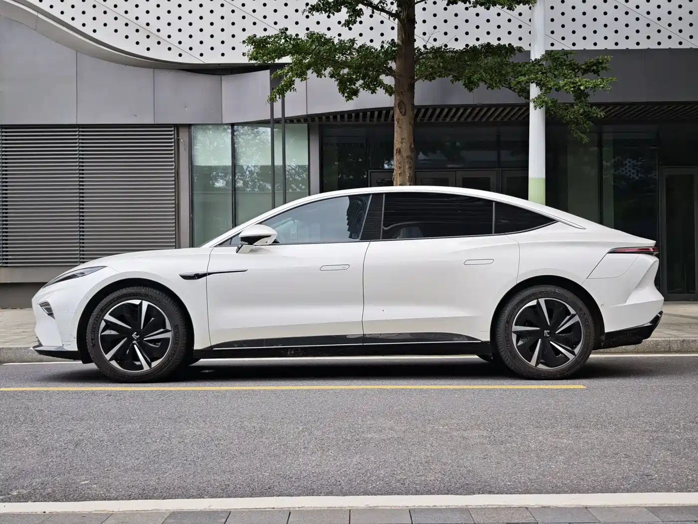 Roewe Rising Auto F7 2023 Advanced Edition фото 16