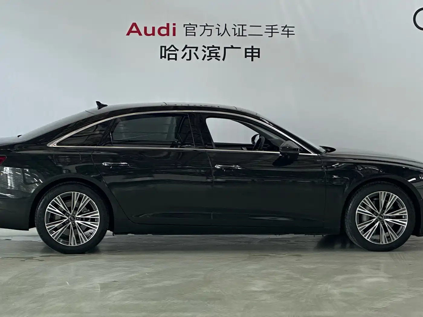 Audi A6L 2019 45 TFSI quattro Premium Elegance фото 5