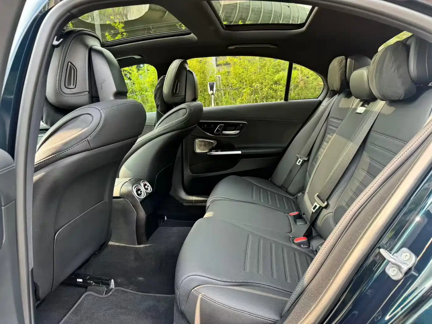 Mercedes-Benz C-Class 2025 C 260 L Night Sport Edition фото 11