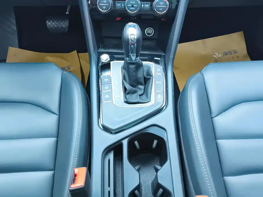 Volkswagen Tharu 2019 2019 330TSI AWD Luxury Edition China VI