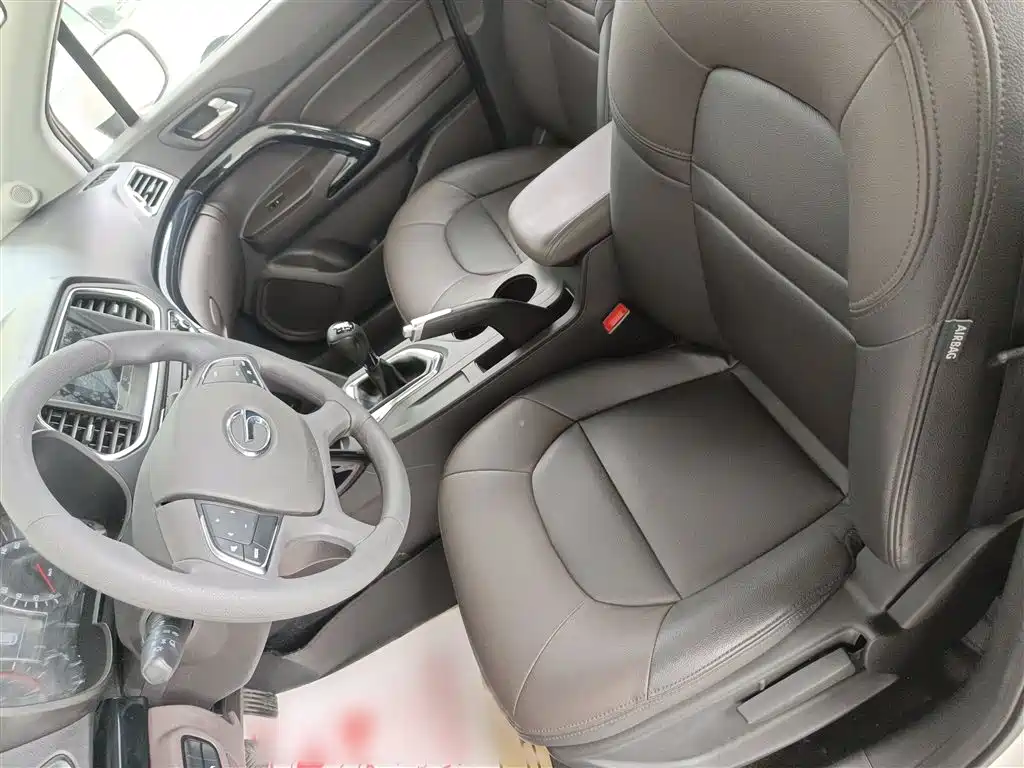 GAC Trumpchi Trumpchi GS4 2017 200T Manual 2WD Elite фото 13