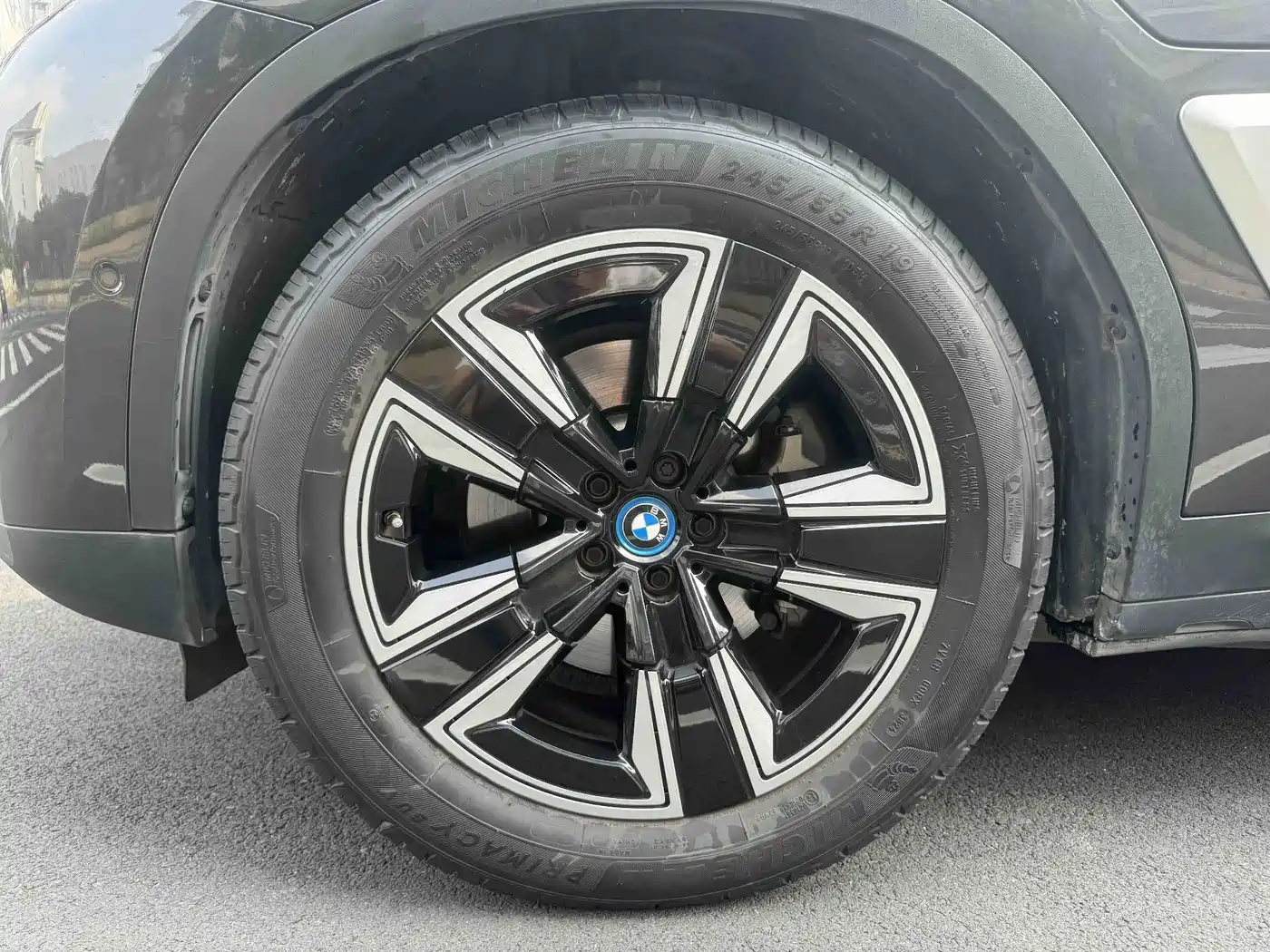 BMW iX3 2021 Leading фото 25