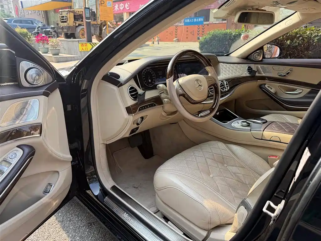 Mercedes-Benz Maybach S-Class 2015 S 600 фото 4