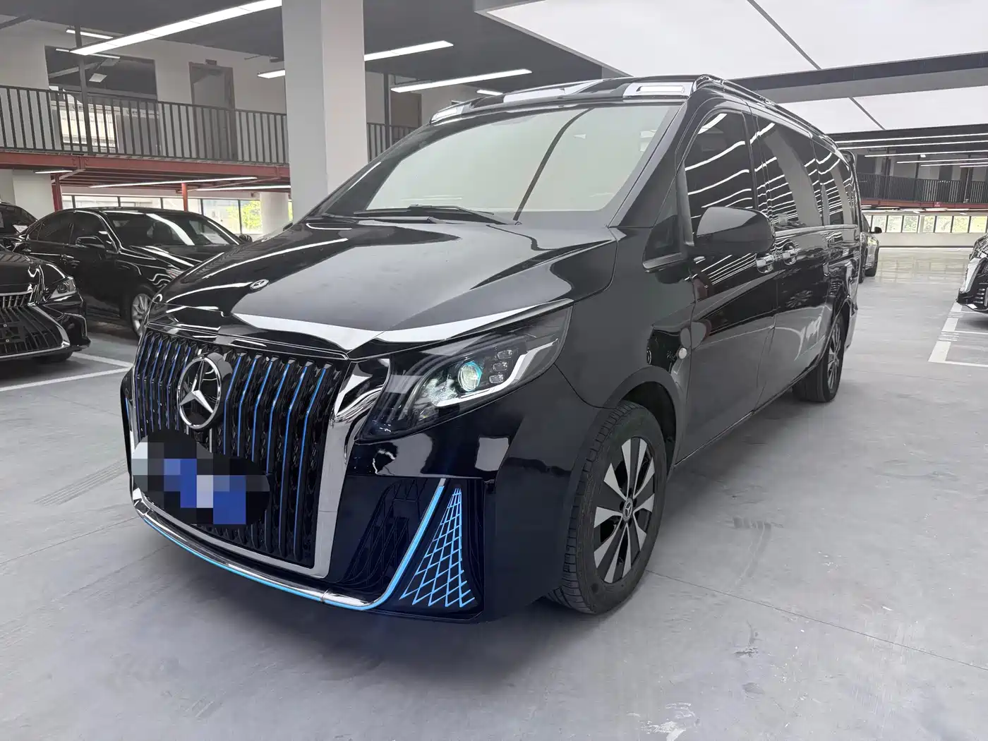 Mercedes-Benz Vito 2021 2.0T Business Edition 7-seater