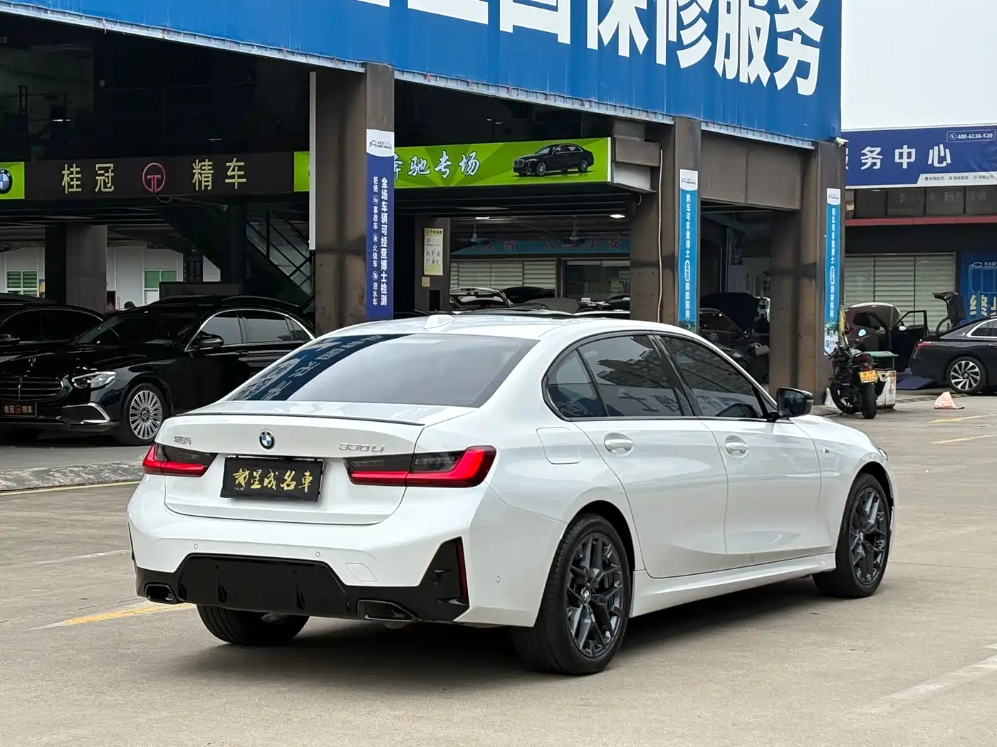 BMW 3 Series 2025 330Li M Sport Night Edition фото 20