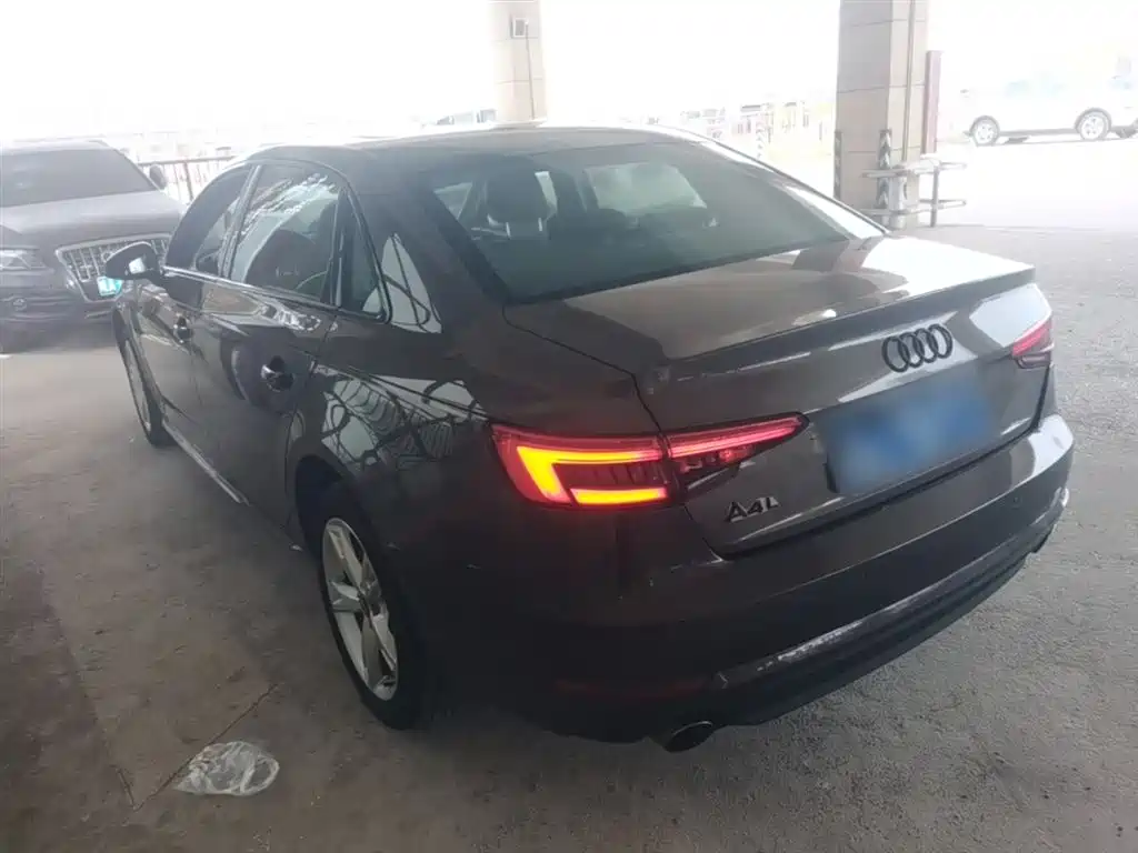 Audi A4L 2017 40 TFSI Fashion Edition фото 5