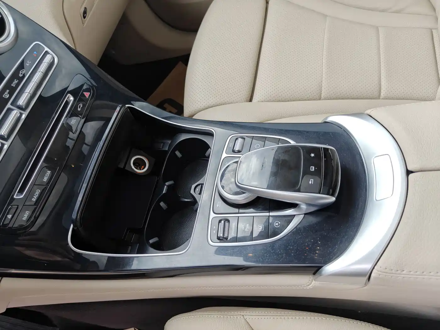 Mercedes-Benz GLC 2016 GLC 200 4MATIC фото 9
