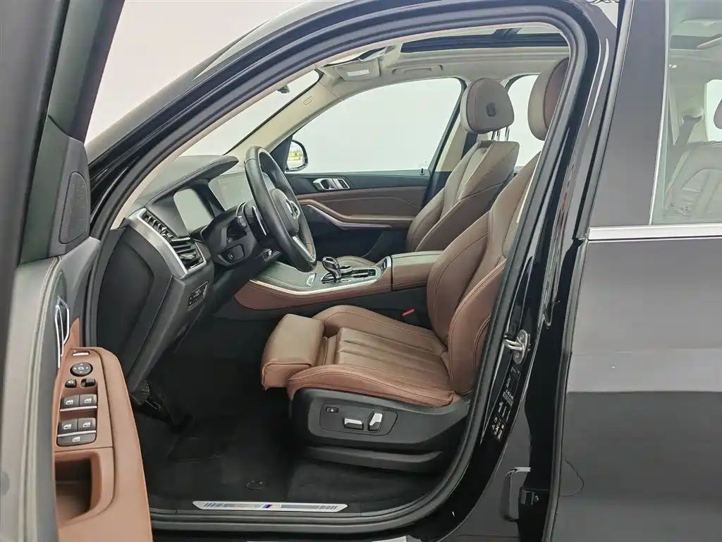 BMW X5 (Import) 2019 xDrive40i M Sport Package фото 10