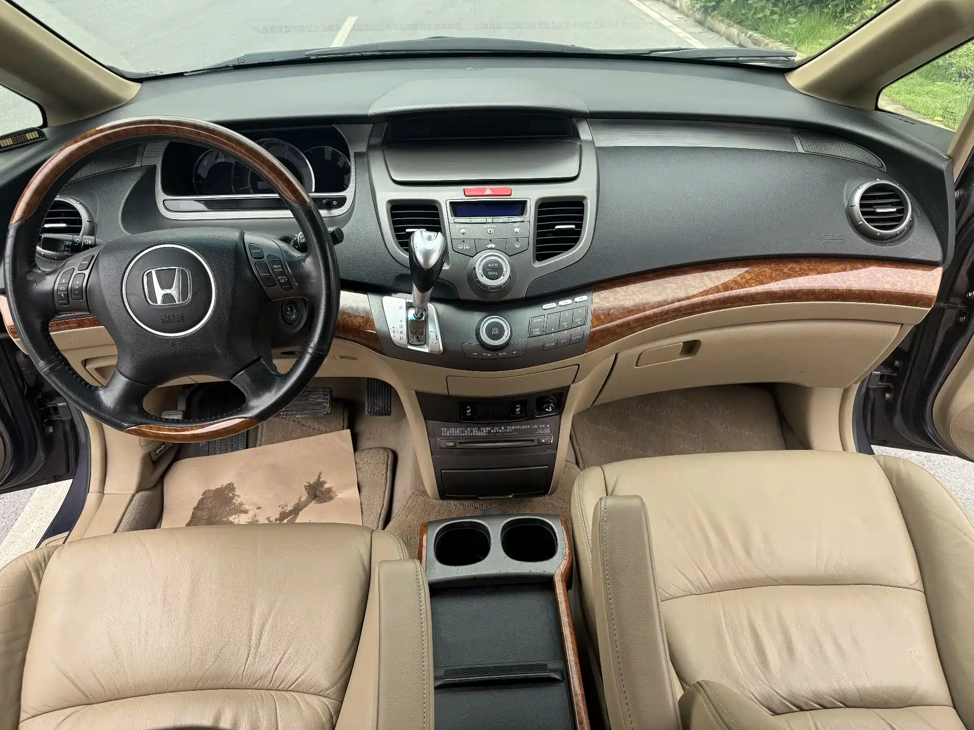 Photo 36 - Honda Odyssey