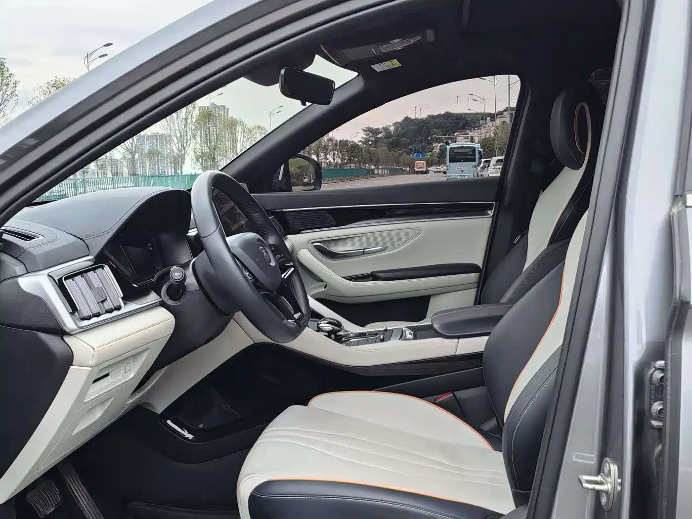 BYD Song PLUS PHEV 2021 DM-i 110KM Flagship PLUS фото 12