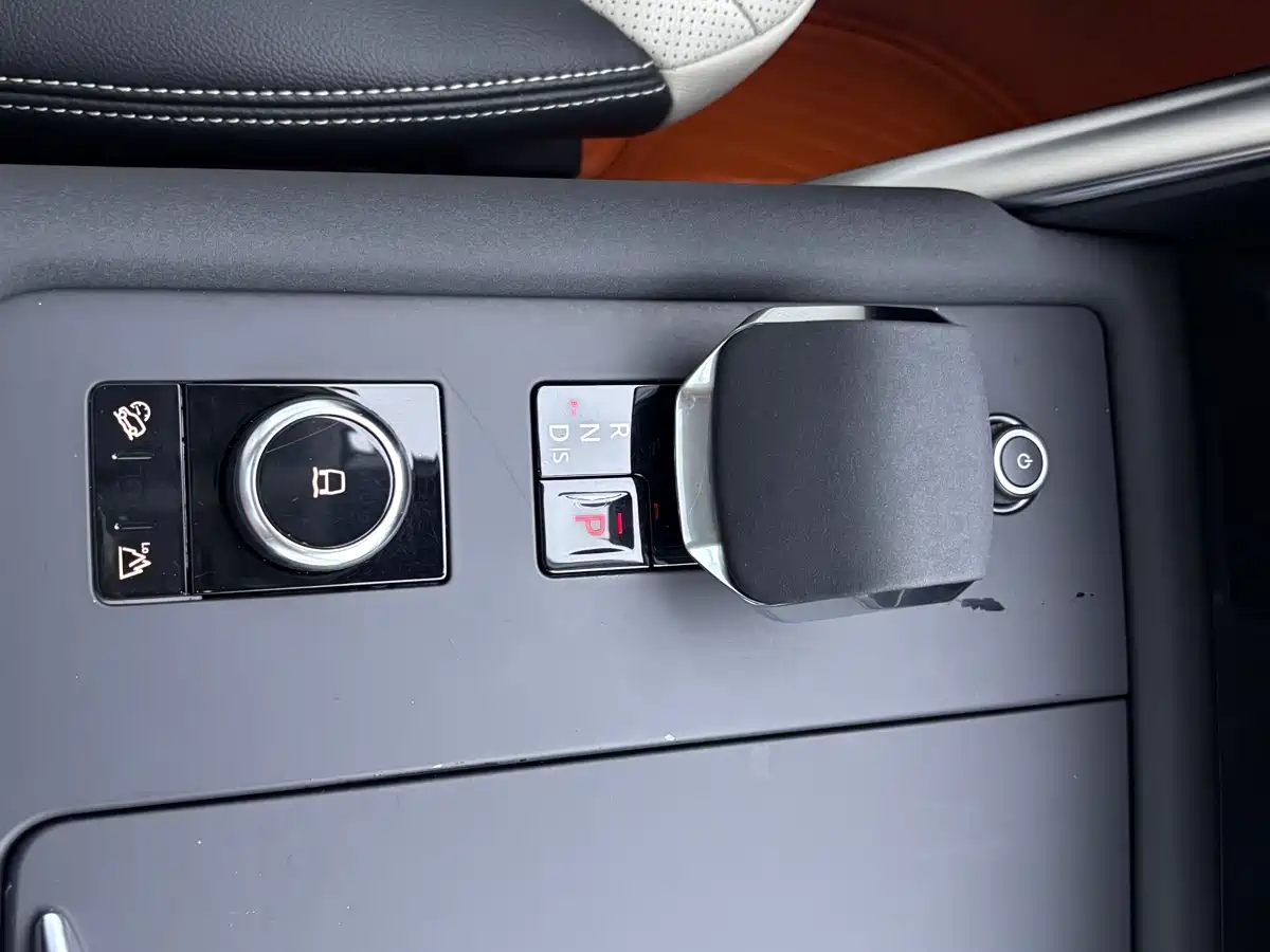 Фото 6 - Land Rover Discovery