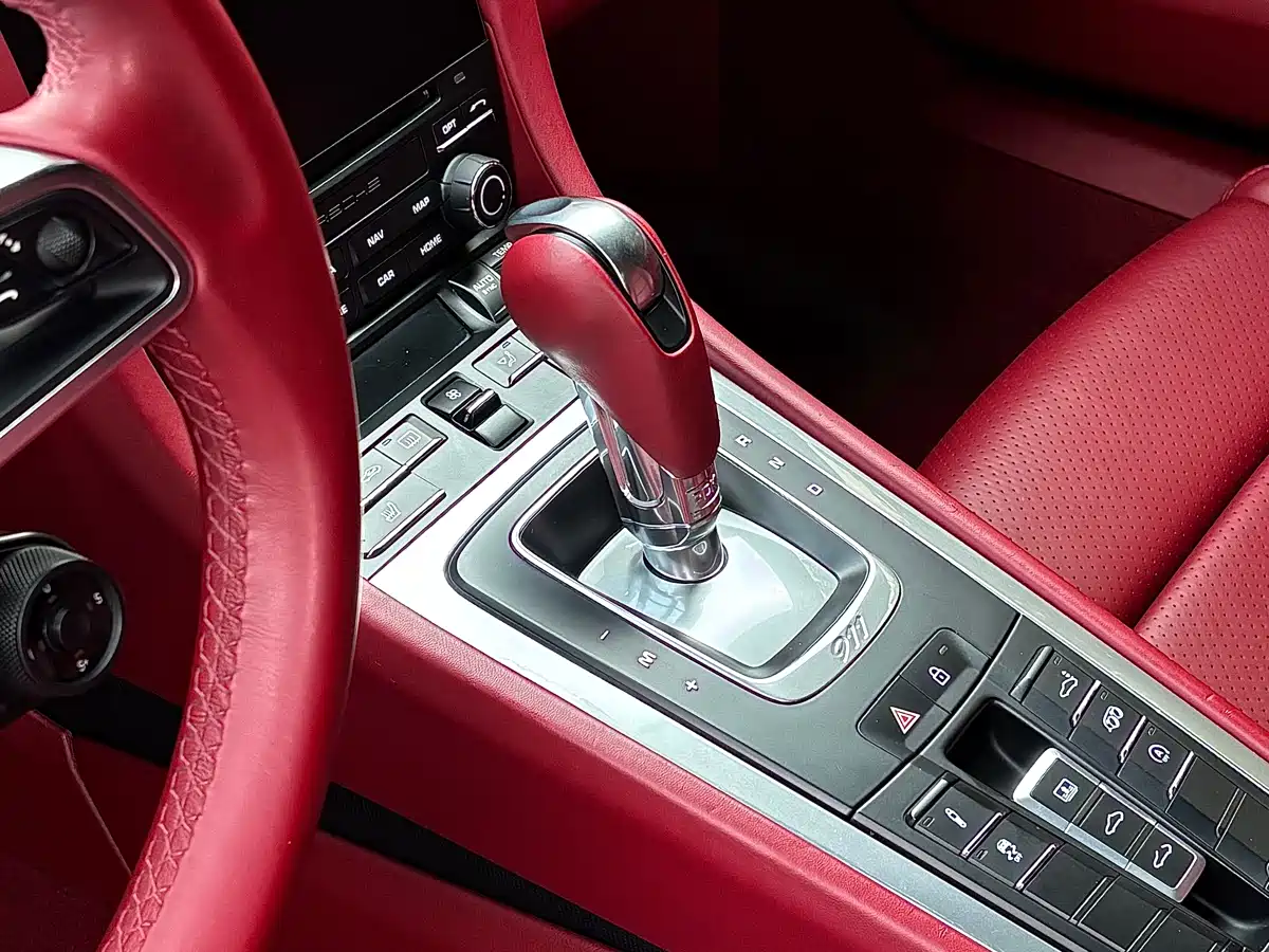 Porsche 911 2016 Carrera 4 3.0T фото 7