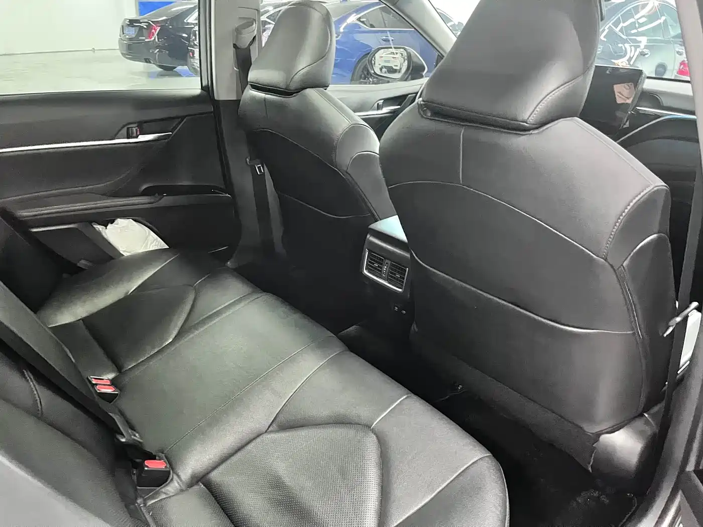 Toyota Camry 2021 2.0G Luxury Edition фото 9