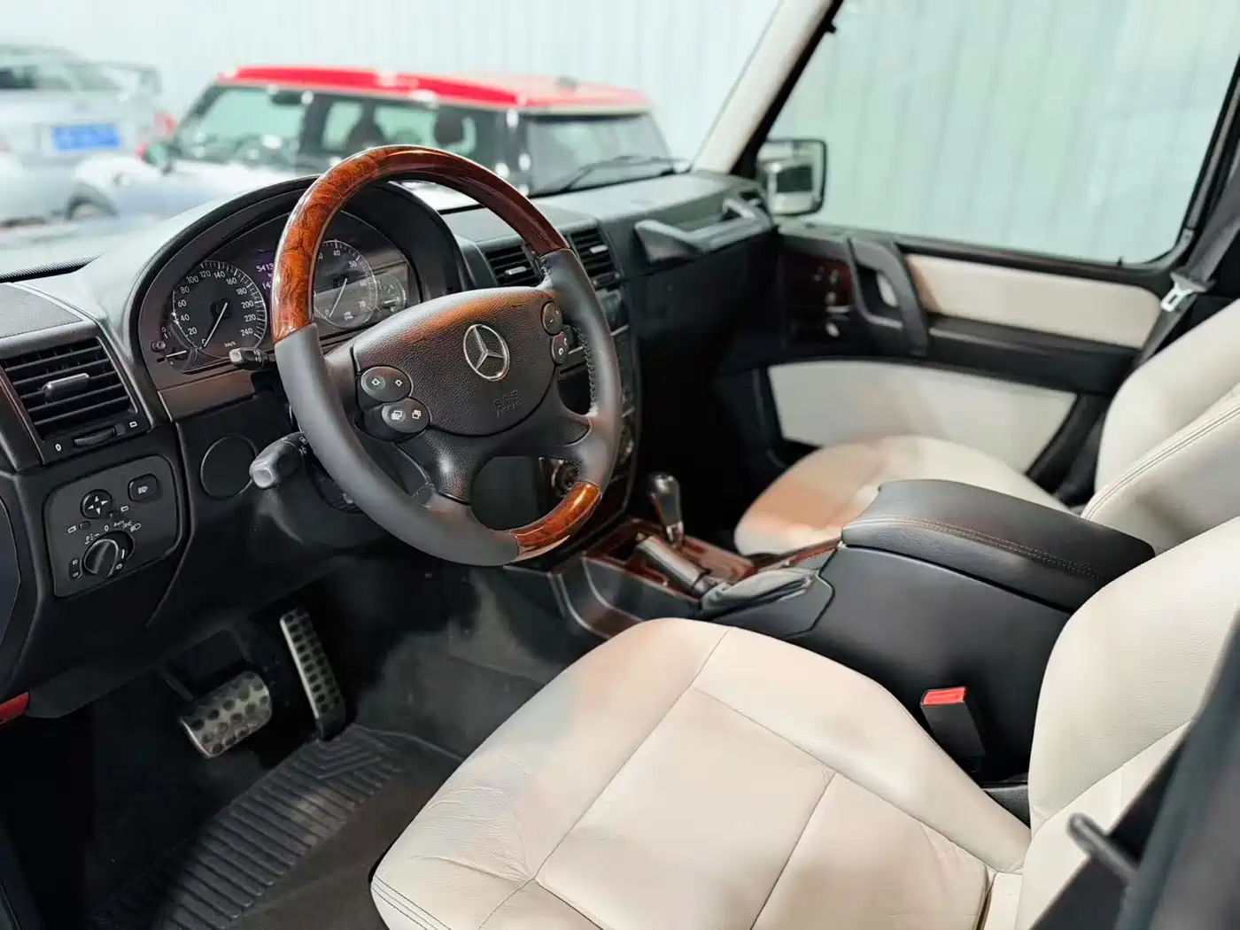 Mercedes-Benz G-Class 2010 G 500 фото 4