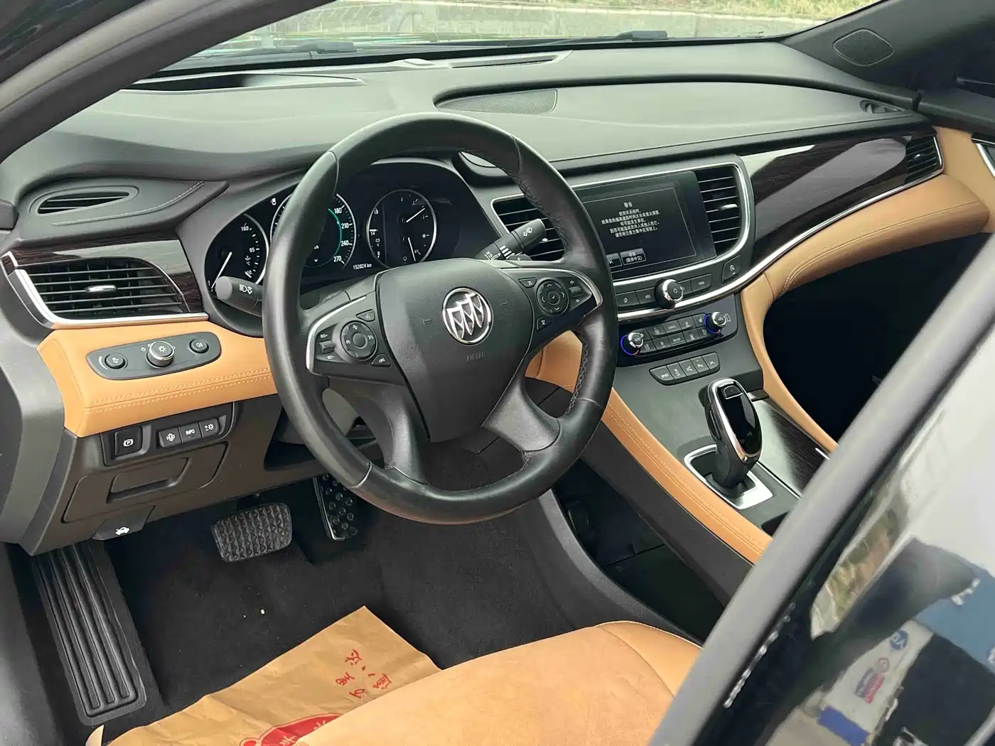 Buick LaCrosse 2016 Model 28T Luxury фото 8