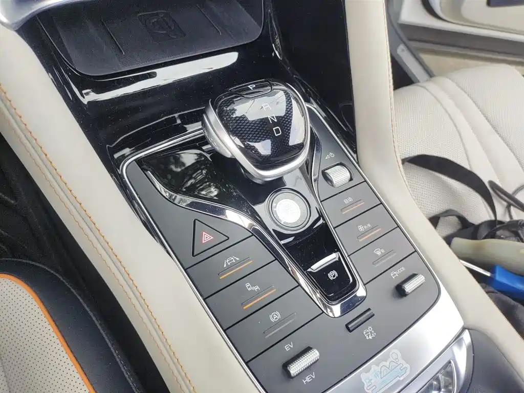 BYD Song PLUS PHEV 2021 DM-i 110KM Flagship PLUS фото 7