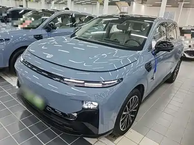 Leapmotor B10