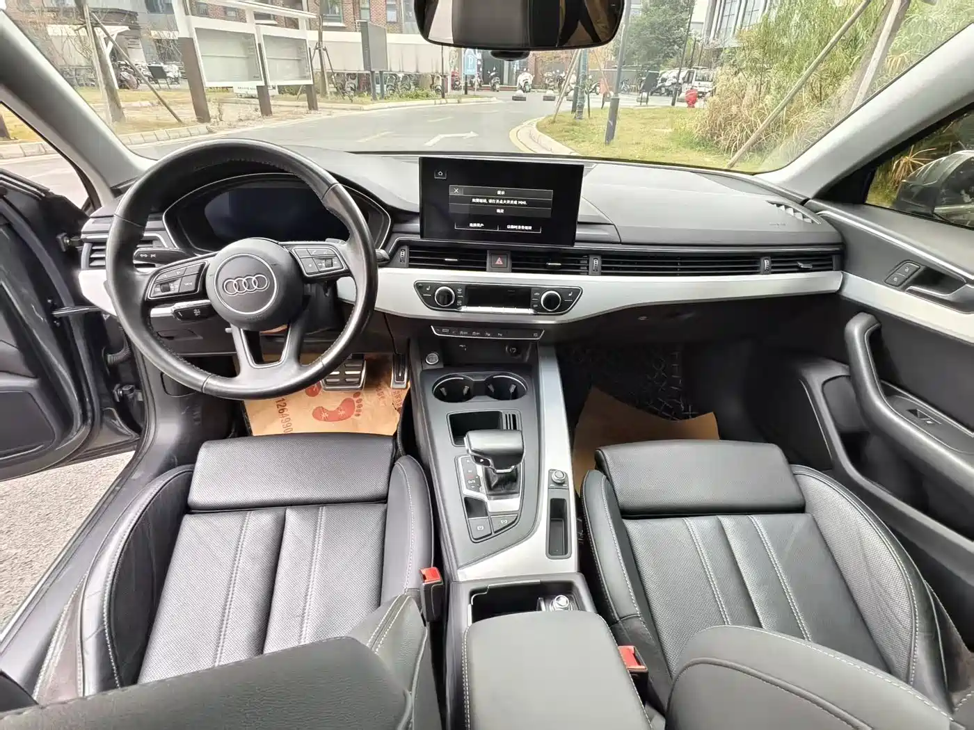 Audi A4L 2020 40 TFSI Luxury Dynamic фото 17