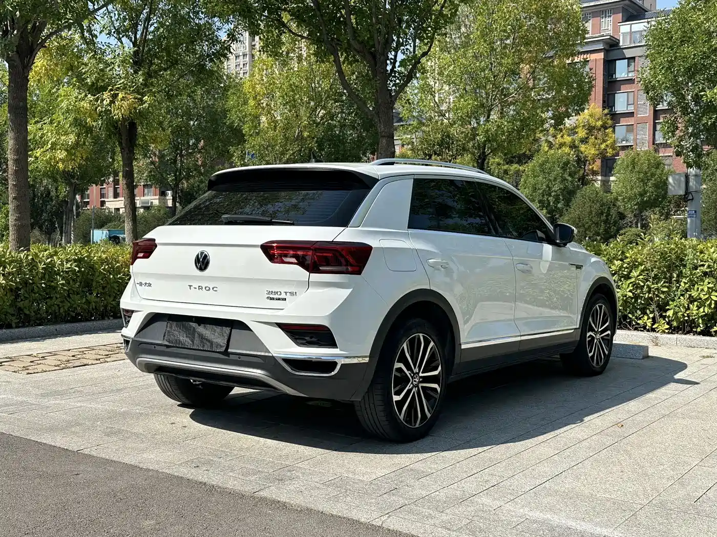 صورة 4 - Volkswagen T-ROC