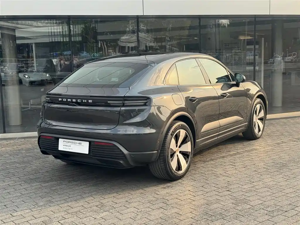 Porsche Macan EV 2024 Macan 4 фото 3