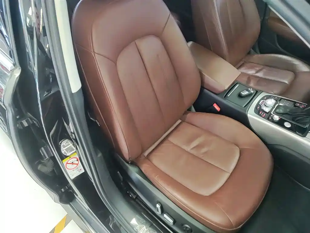 Audi A6L 2018 Model 35 TFSI Collector's Edition фото 25