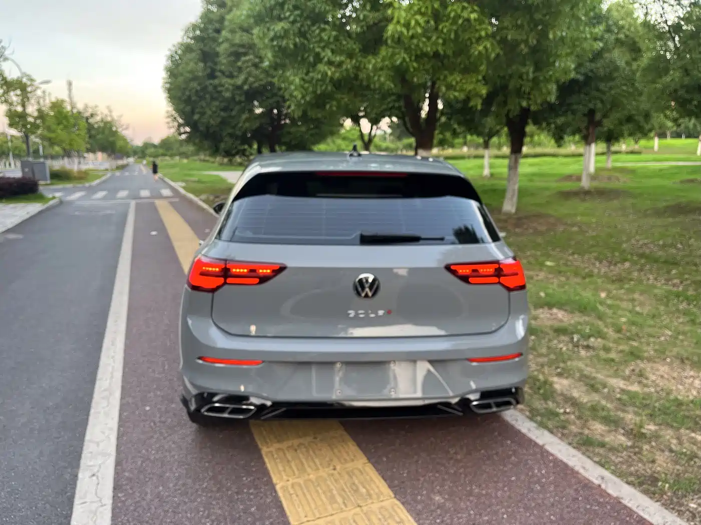 Volkswagen Golf 2023 280TSI DSG R-Line Lite фото 7