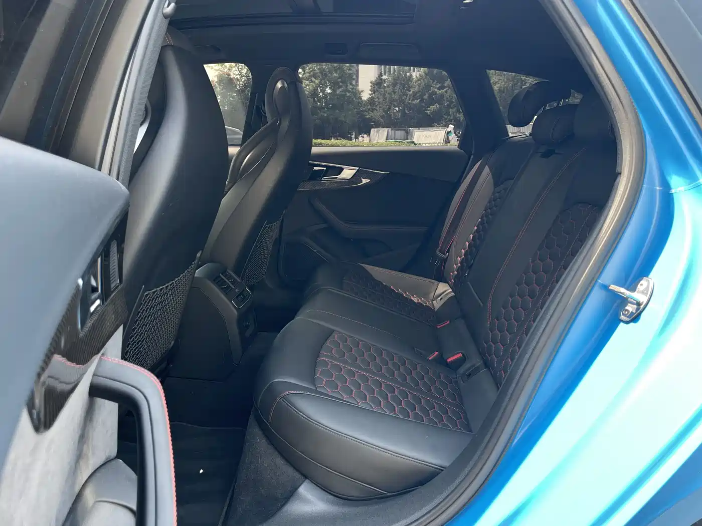 Audi RS 4 2021 RS4 Avant Obsidian Edition фото 11