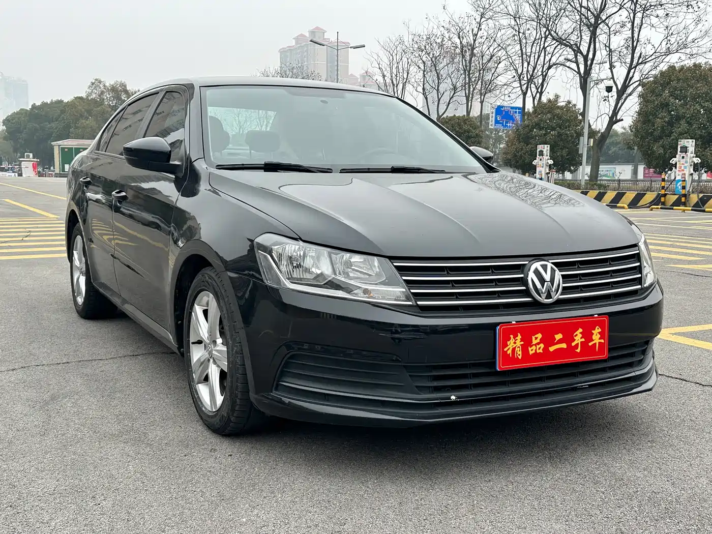 Volkswagen Lavida 2017 1.6L Automatic Trend Edition фото 3