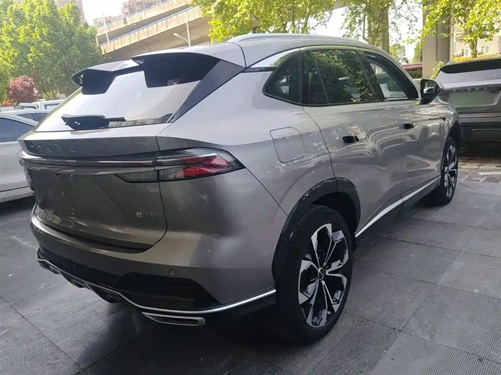 ROEWE RX5 NEW ENERGY