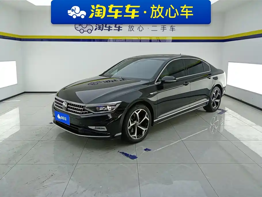 Volkswagen Magotan 2023 Model 2 Million Commemorative Edition 330TSI DSG Luxury