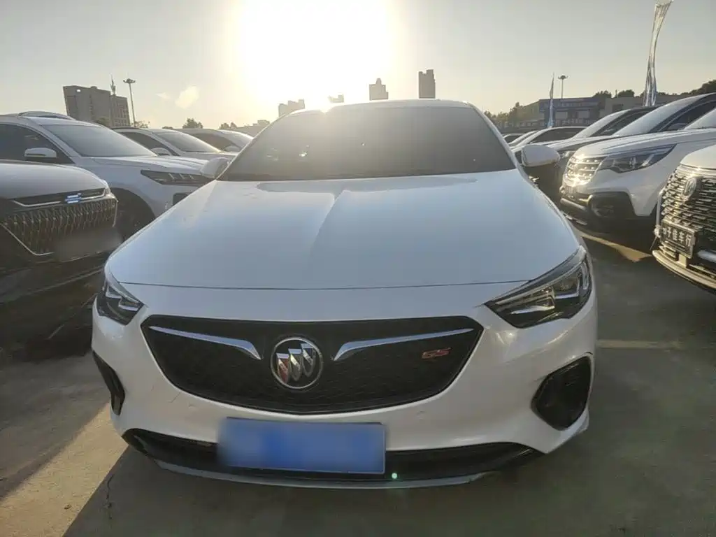 Фото 3 - Buick Regal