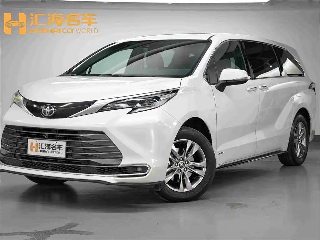 Toyota Sienna 2025 2024 2.5L Hybrid 4WD Premium Edition