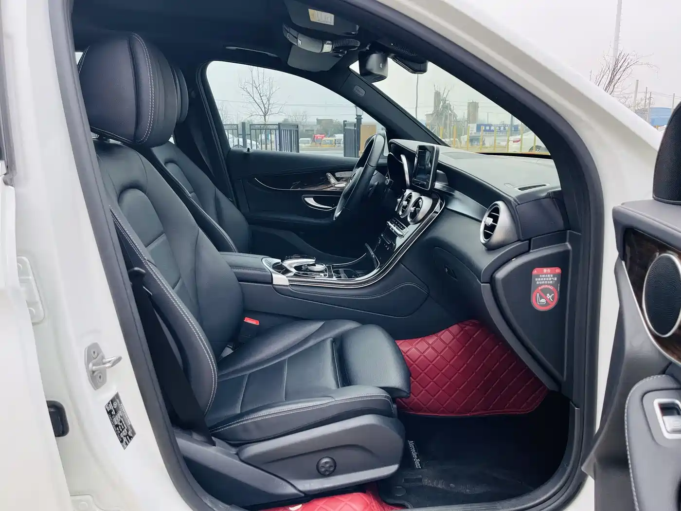 Mercedes-Benz GLC 2017 GLC 260 4MATIC Dynamic фото 12