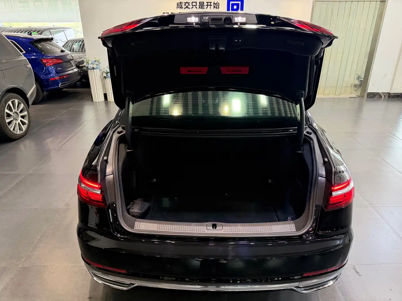 Audi A8 2019 Plus A8L 55 TFSI quattro Luxury фото 6